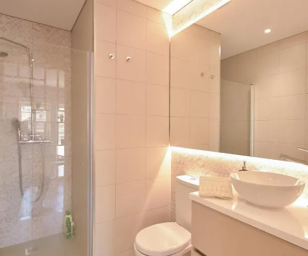 Daire Peixinho Avenue